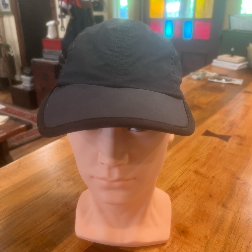 Athletic Works Black Women's runners Hat